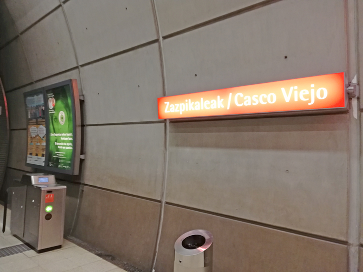 Voluntariado - Publicidad en Metro Bilbao - Estación Casco Viejo