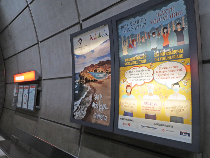 Voluntariado - Publicidad en Metro Bilbao - Estación Indautxu
