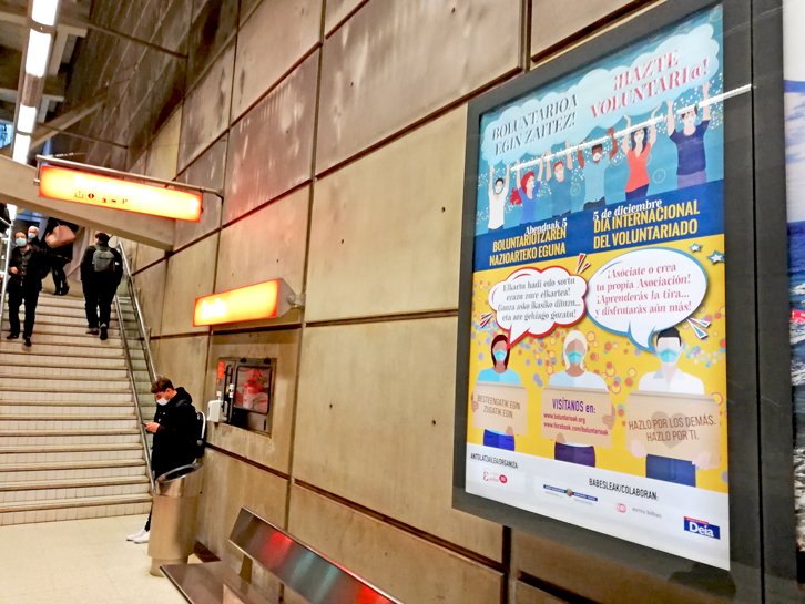 Voluntariado - Publicidad en Metro Bilbao - Estación Sarriko